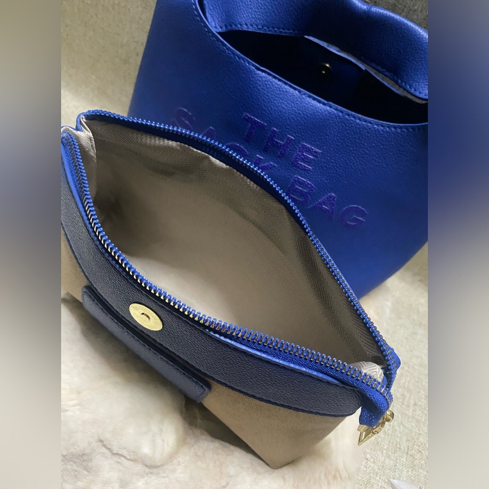🦋Blue and Tan Clutch & Wristlet Set🦋 - Picture 14 of 17